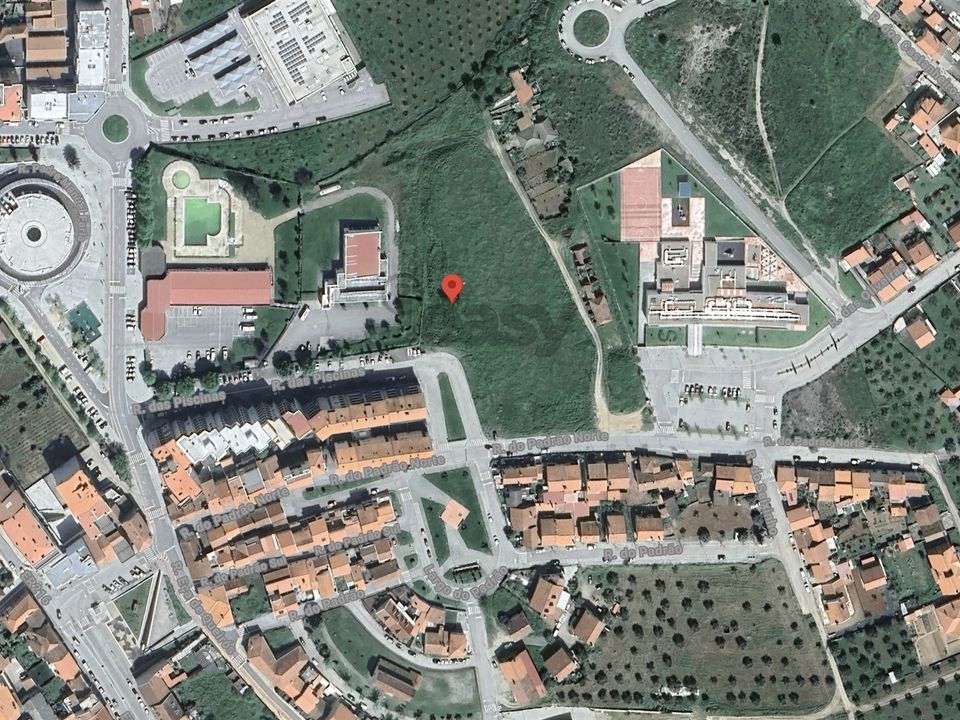 Helårsgrund i Macedo de Cavaleiros, Braganca - foto 1