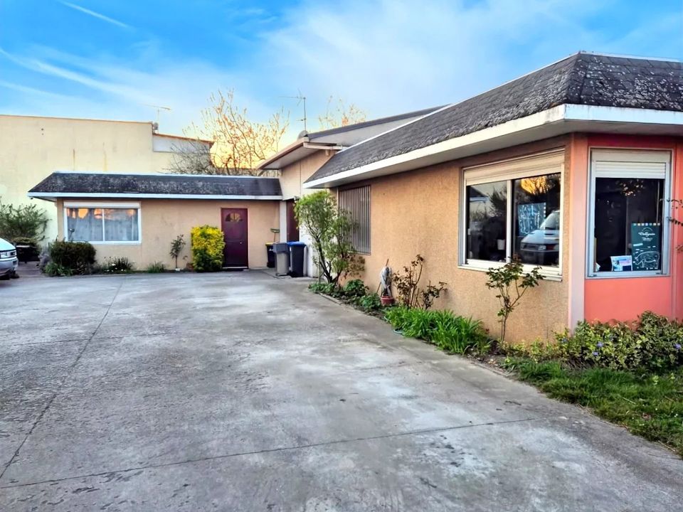 Erhvervsejendom i Courtry, Seine-et-Marne - foto 3