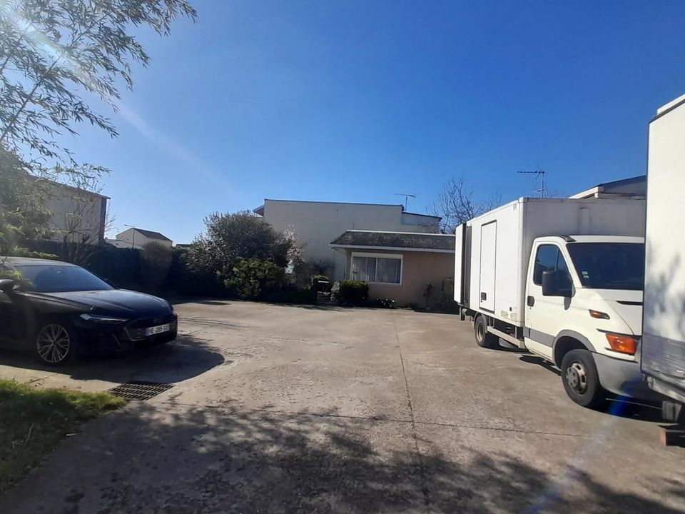 Erhvervsejendom i Courtry, Seine-et-Marne - foto 4