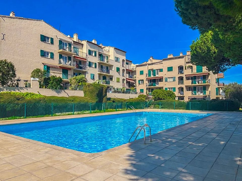 Lejlighed i Antibes, Alpes-Maritimes - foto 1