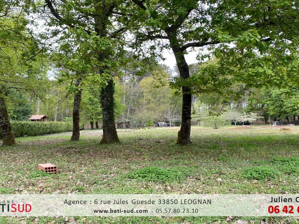 Helårsgrund i Saint-Médard-en-Jalles, Gironde - foto 1