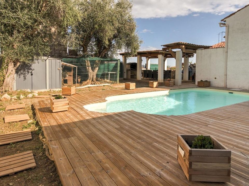 Villa a Chateauneuf-Villevieille, Alpes-Maritimes - foto 1