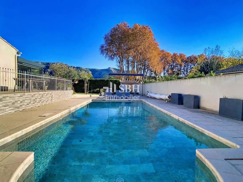Villa in Taillades, Vaucluse - photo 2
