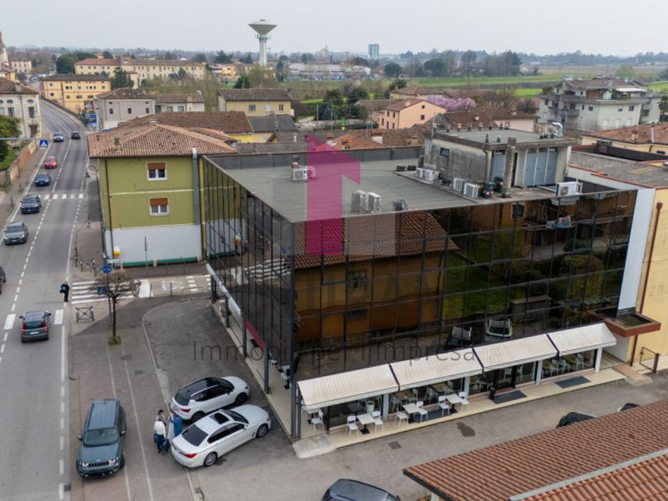 Erhvervsejendom i Torri di Quartesolo, Vicenza - foto 4