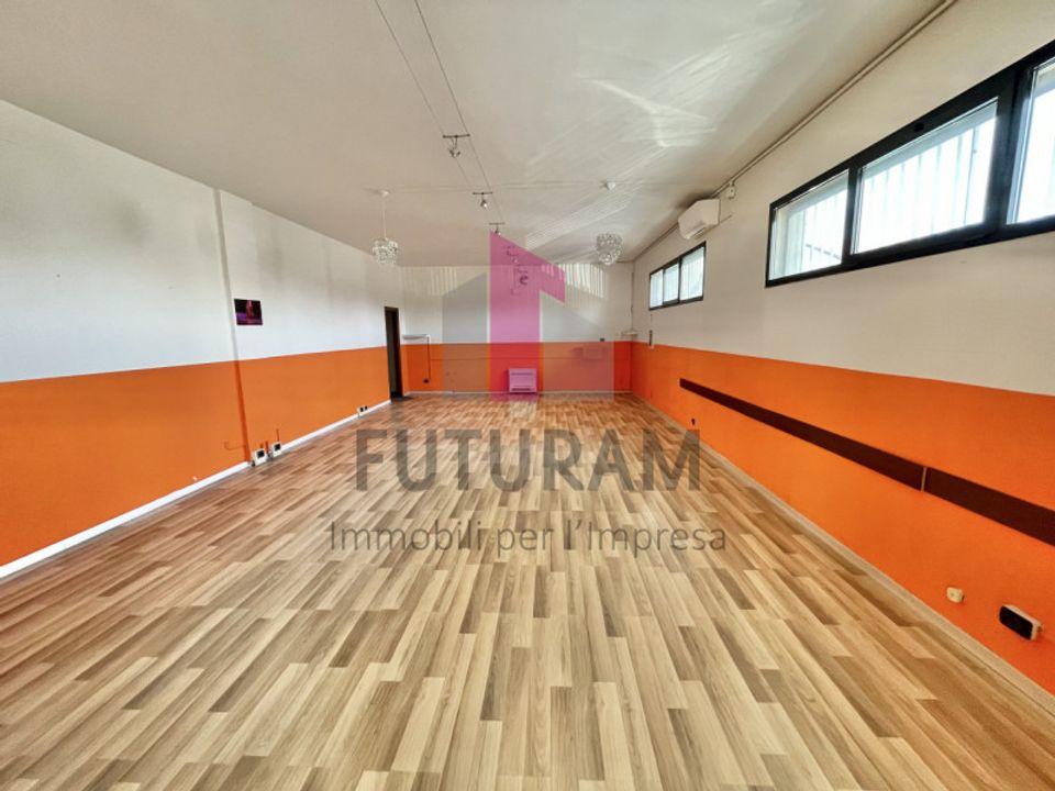 Erhvervsejendom i Torri di Quartesolo, Vicenza - foto 2