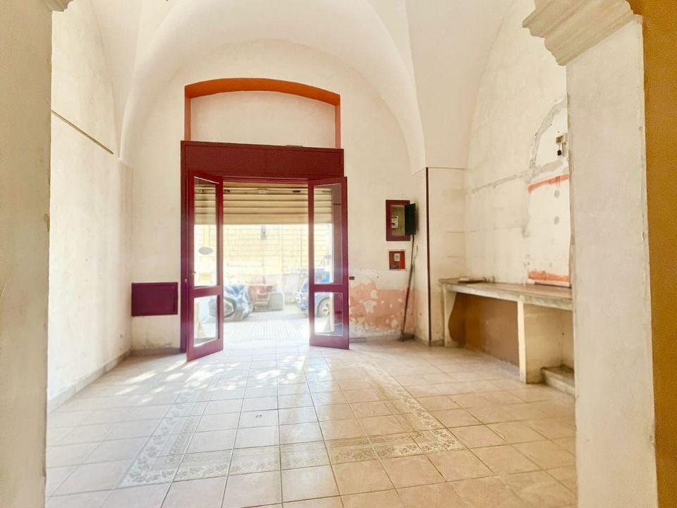 Erhvervsejendom i Lecce, Lecce - foto 4