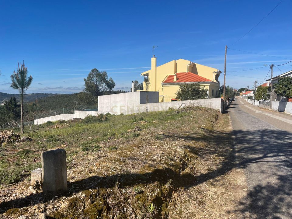 Helårsgrund i Abrantes, Santarem - foto 1