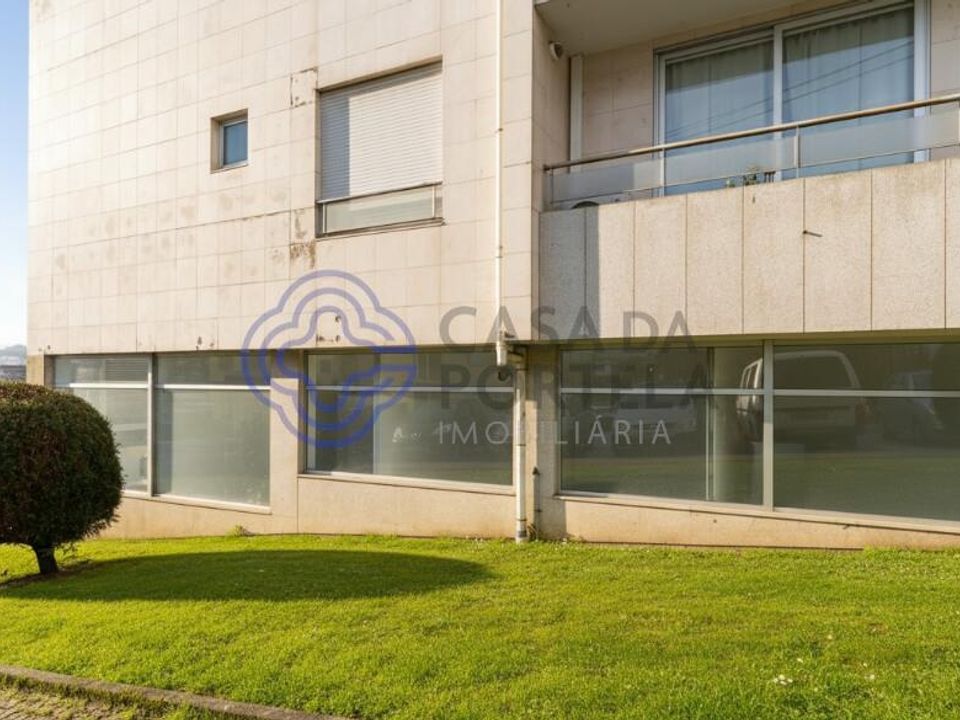 Erhvervsejendom i Paredes, Porto - foto 3