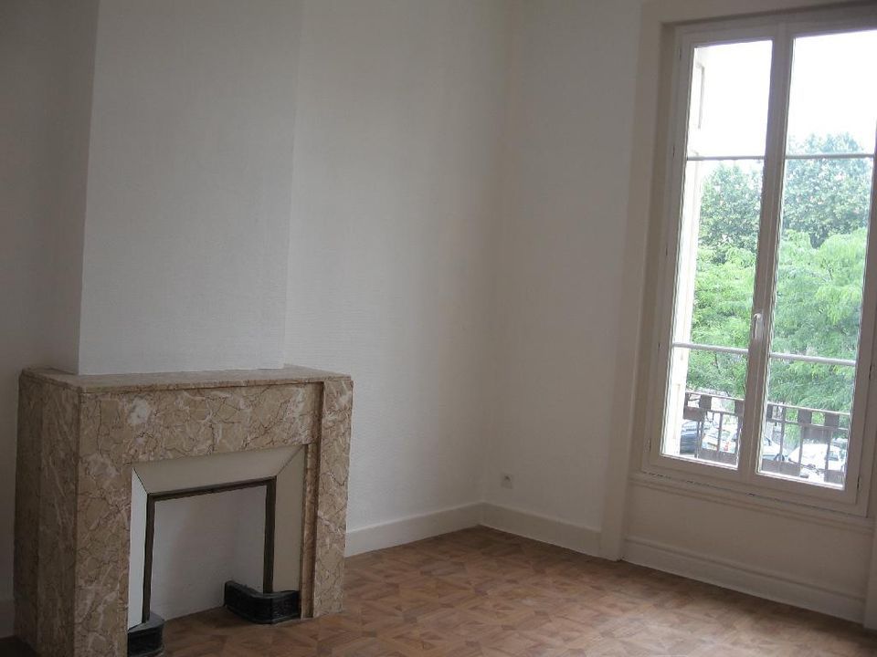 Lejlighed i Saint-Etienne, Loire - foto 1