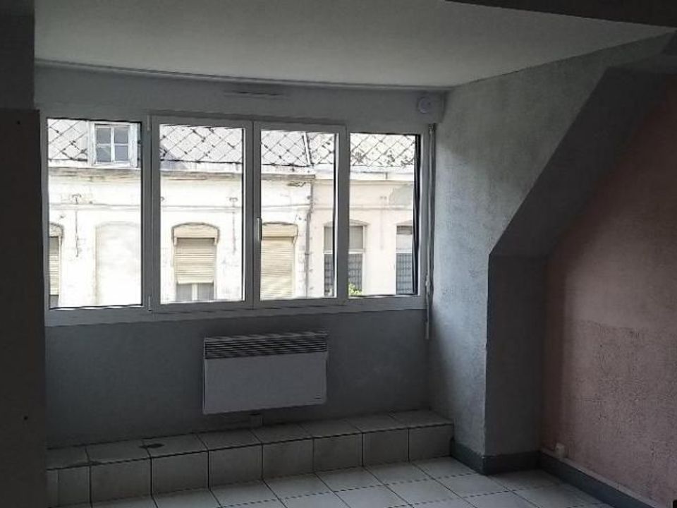 Estudi a Valenciennes, Nord - foto 2