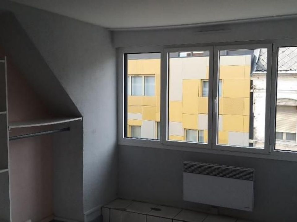 Estudi a Valenciennes, Nord - foto 3