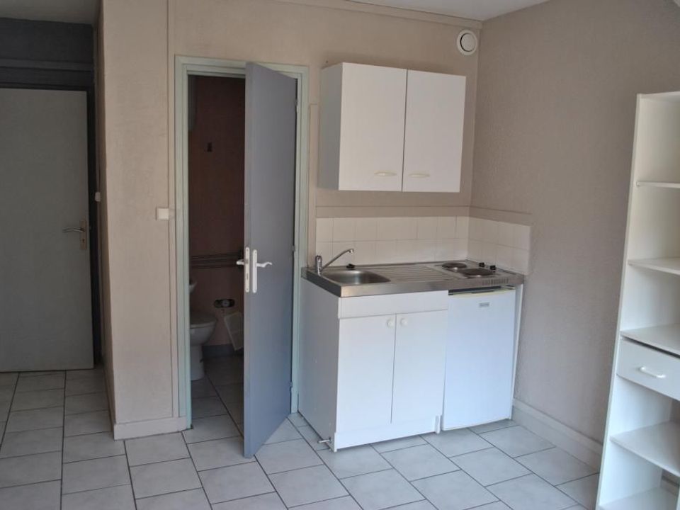 Studio in Valenciennes, Nord - photo 2