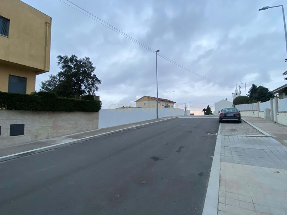 Helårsgrund i Fanzeres, Porto - foto 2