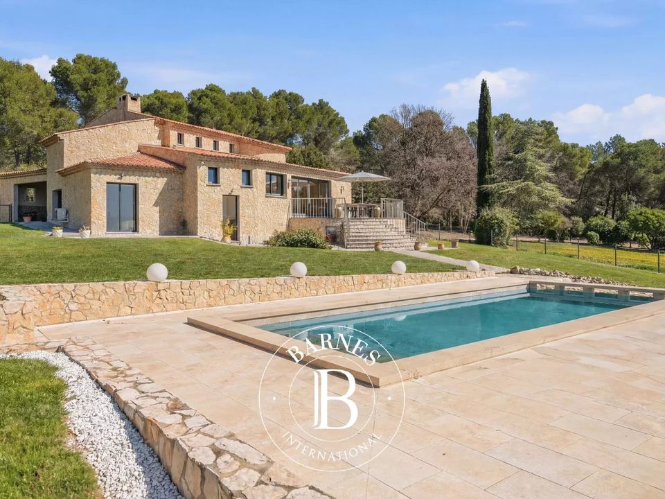 Villa i Aix-en-Provence, Bouches-du-Rhone - foto 1
