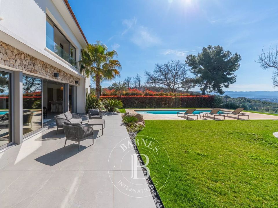 Villa i Aix-en-Provence, Bouches-du-Rhone - foto 1