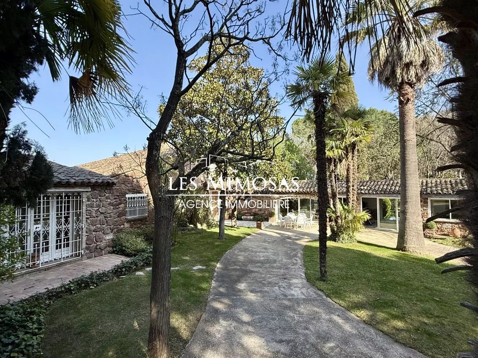 Villa i Roquebrune-sur-Argens, Var - bilde 2