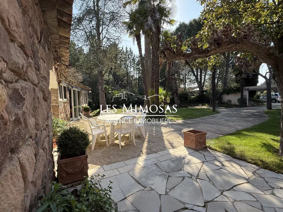 Villa i Roquebrune-sur-Argens, Var - bilde 3