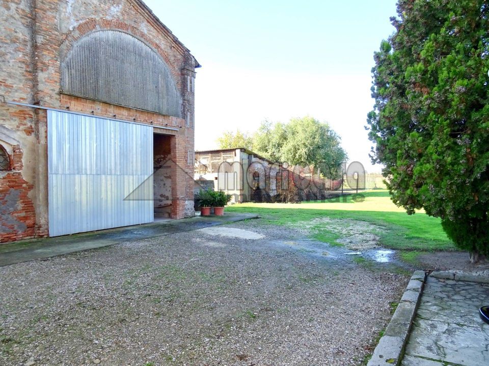 Landejendom i Ferrara, Ferrara - foto 1