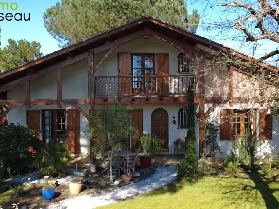 Villa i Biganos, Gironde - foto 1