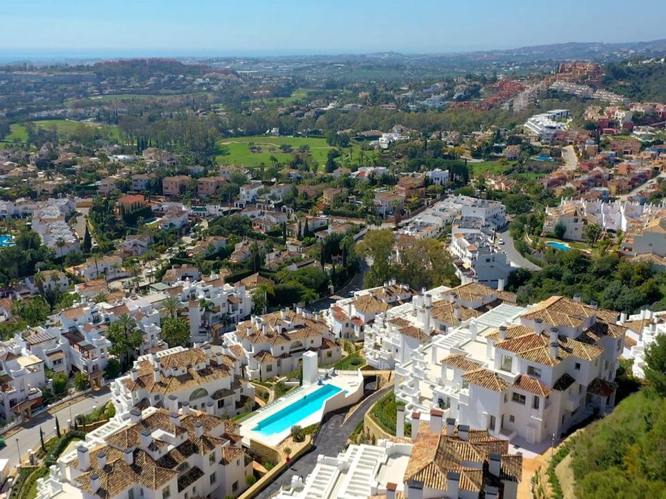 Lejlighed i Marbella, Malaga - foto 1