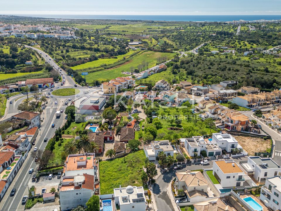 Helårsgrund i Alcantarilha, Faro - foto 1