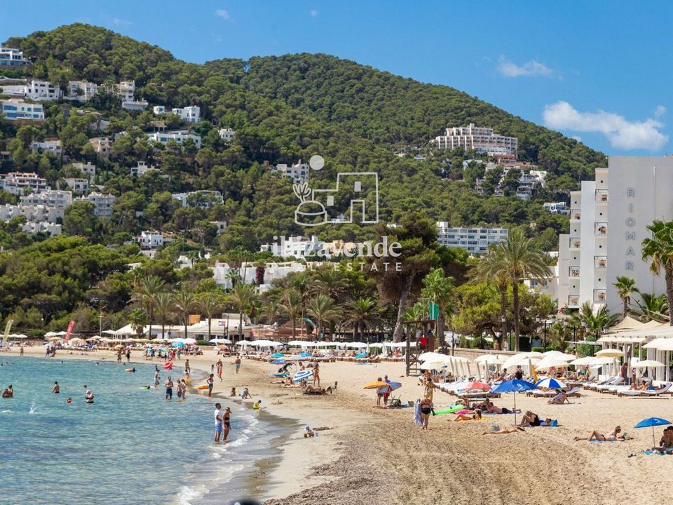 Villa i Santa Eulalia Del Rio, Ibiza - foto 1