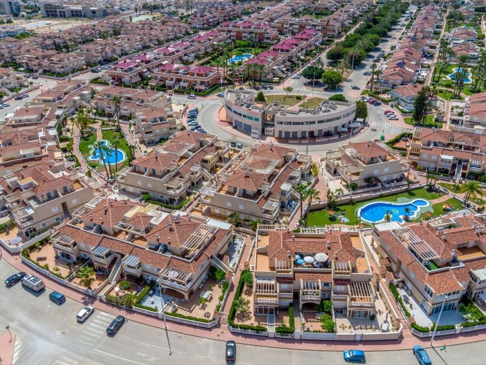 Rækkehus i Playa Flamenca, Alicante - foto 2