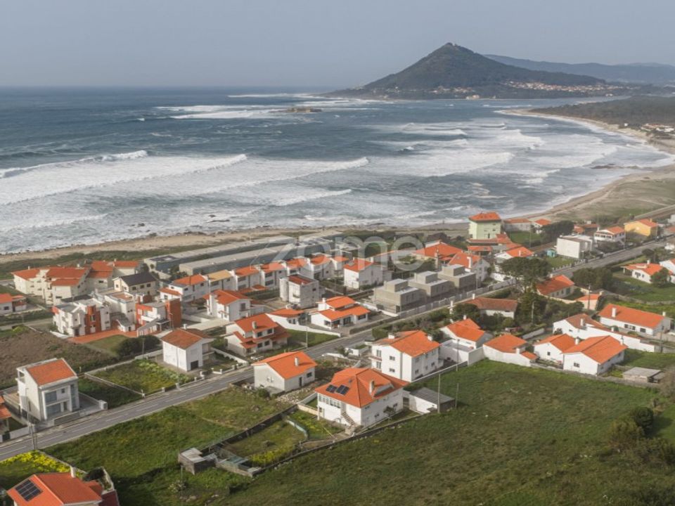 Helårsgrund i Caminha, Viana do Castelo - foto 2