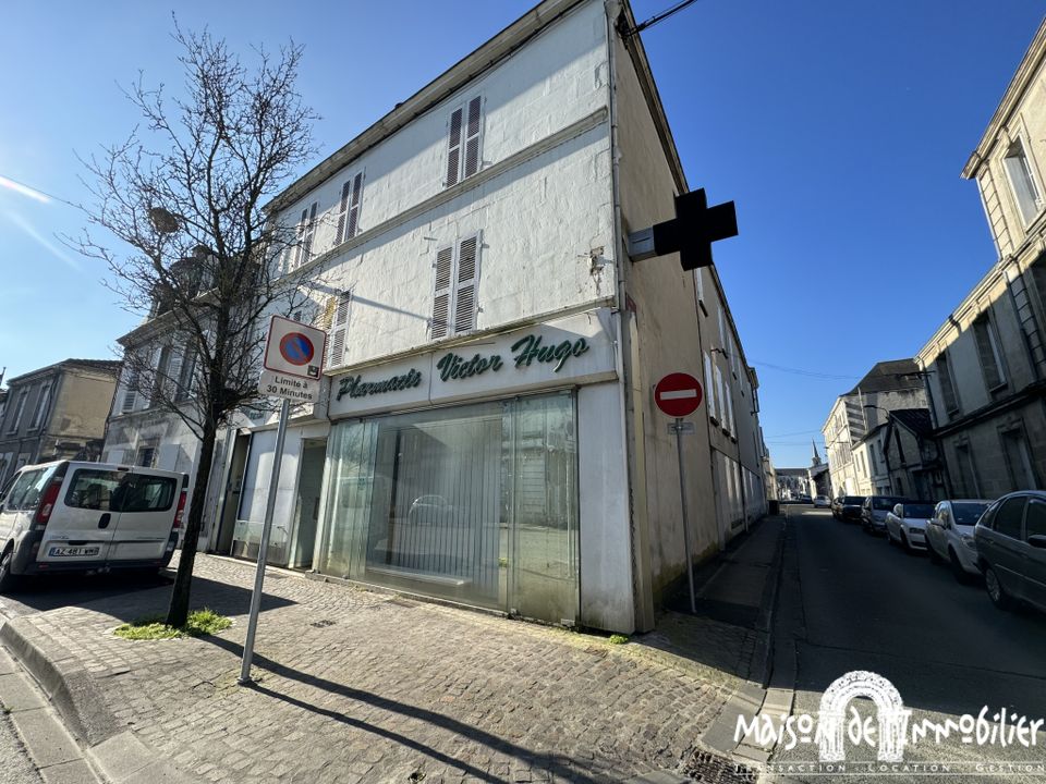 Erhvervsejendom i Cognac, Charente - foto 1