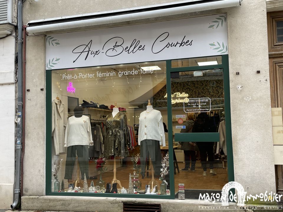 Erhvervsejendom i Cognac, Charente - foto 1