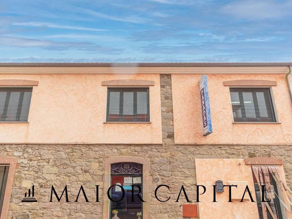Erhvervsejendom i Oschiri, Sassari - foto 1