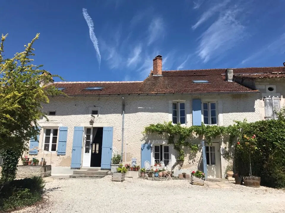 Villa i Saint-Paul-Lizonne, Dordogne - foto 1