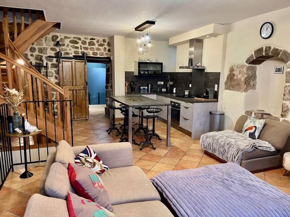 Rekkehus i Montpezat-sous-Bauzon, Ardeche - bilde 2