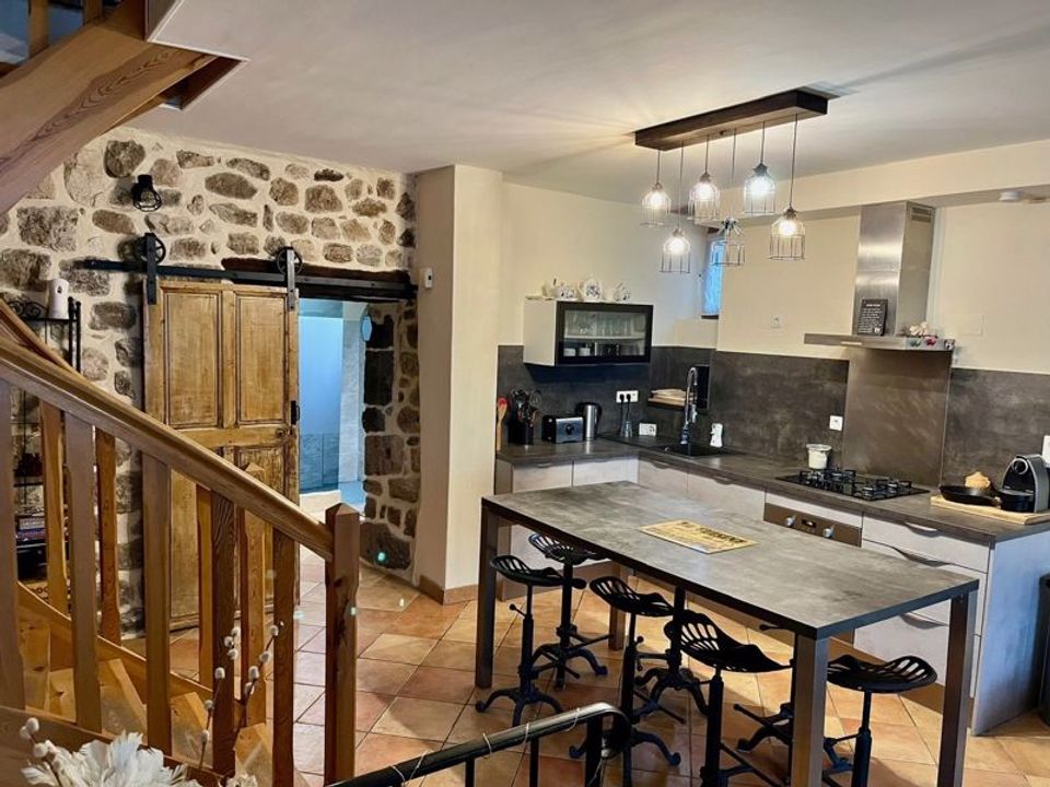 Rekkehus i Montpezat-sous-Bauzon, Ardeche - bilde 3