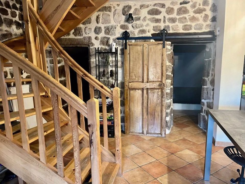 Rekkehus i Montpezat-sous-Bauzon, Ardeche - bilde 5
