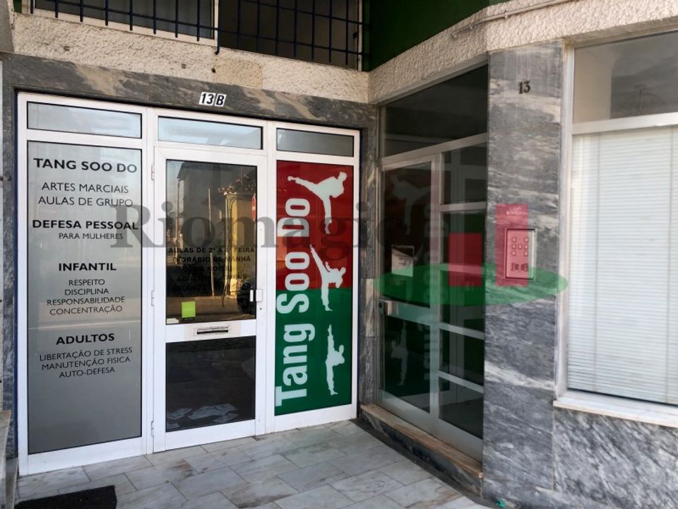 Erhvervsejendom i Santo Onofre e Serra do Bouro, Leiria - foto 1