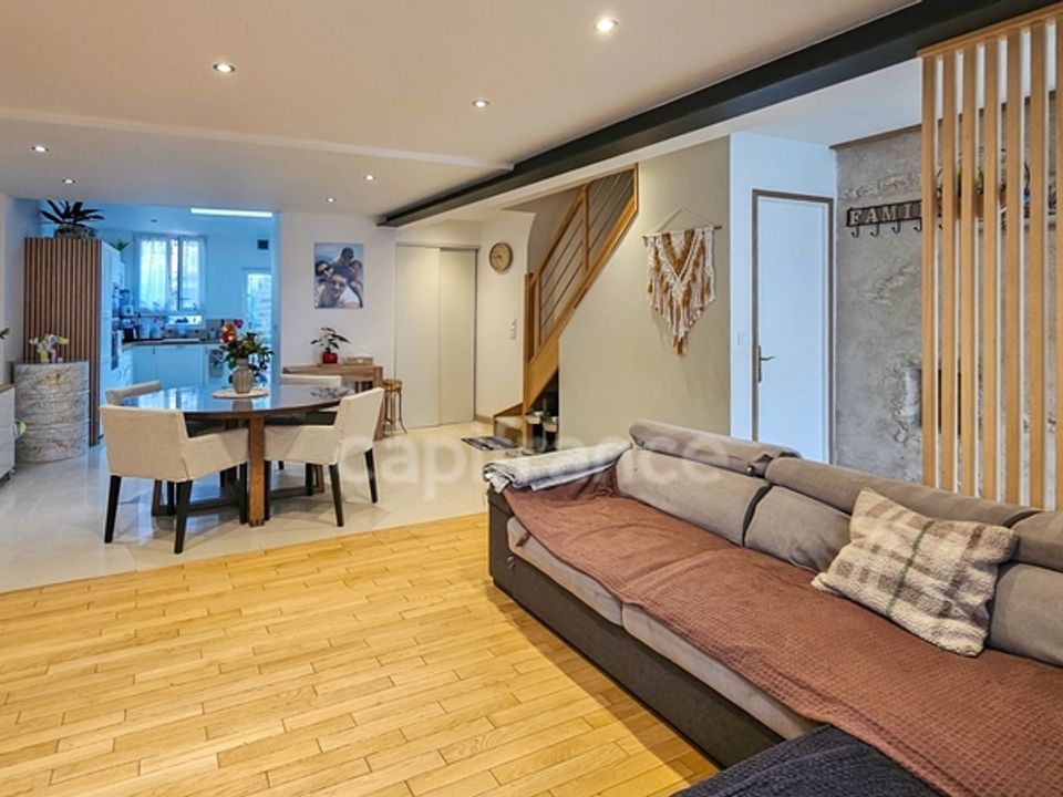 Villa in Etampes, Essonne - photo 2
