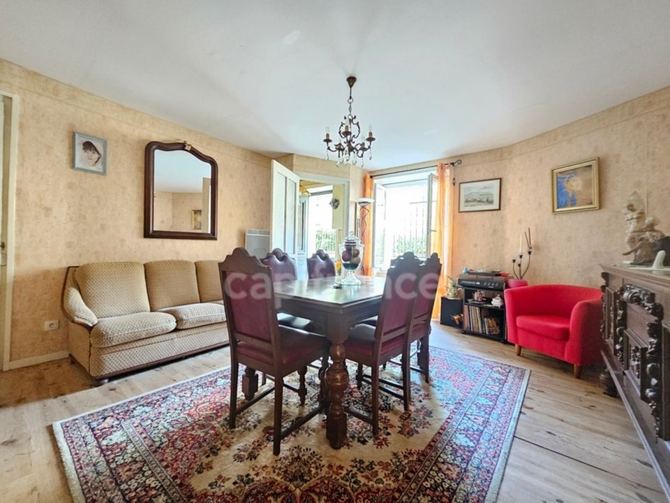 Landsbyhus i Panissières, Loire - foto 4