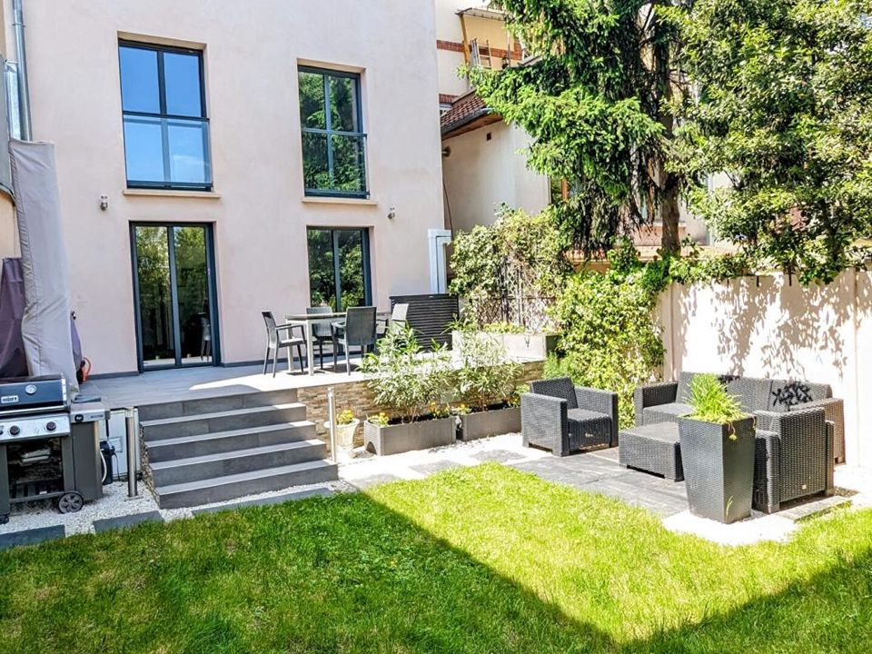 Villa i La Garenne-Colombes, Hauts-de-Seine - foto 1
