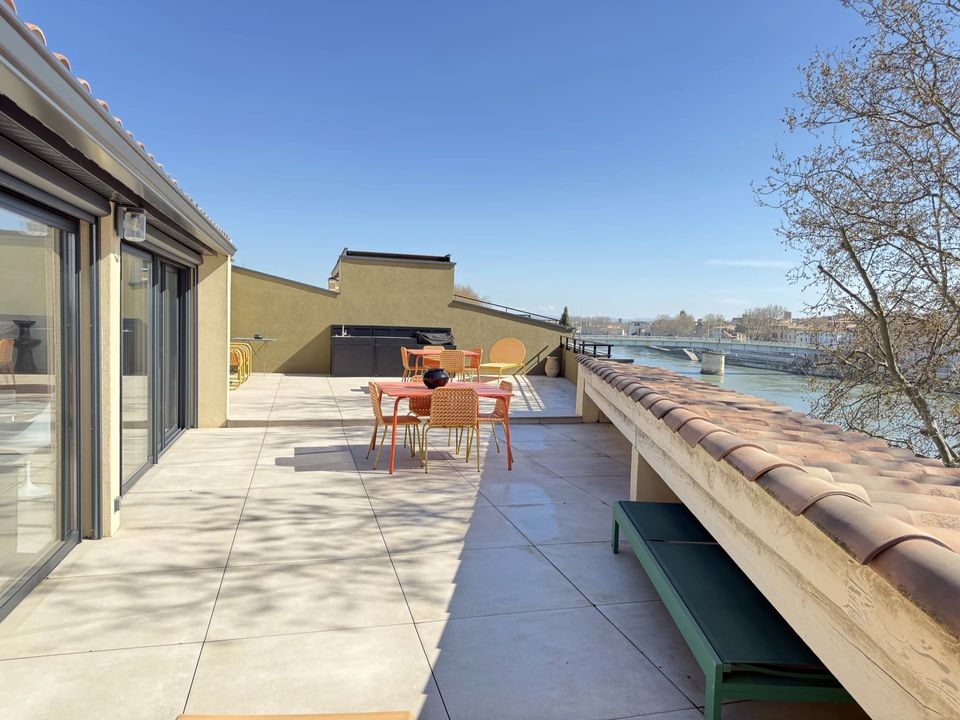 Apartamento en Arles, Bouches-du-Rhone - foto 1