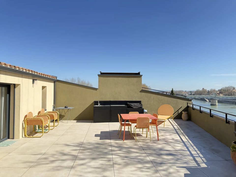 Apartamento en Arles, Bouches-du-Rhone - foto 2