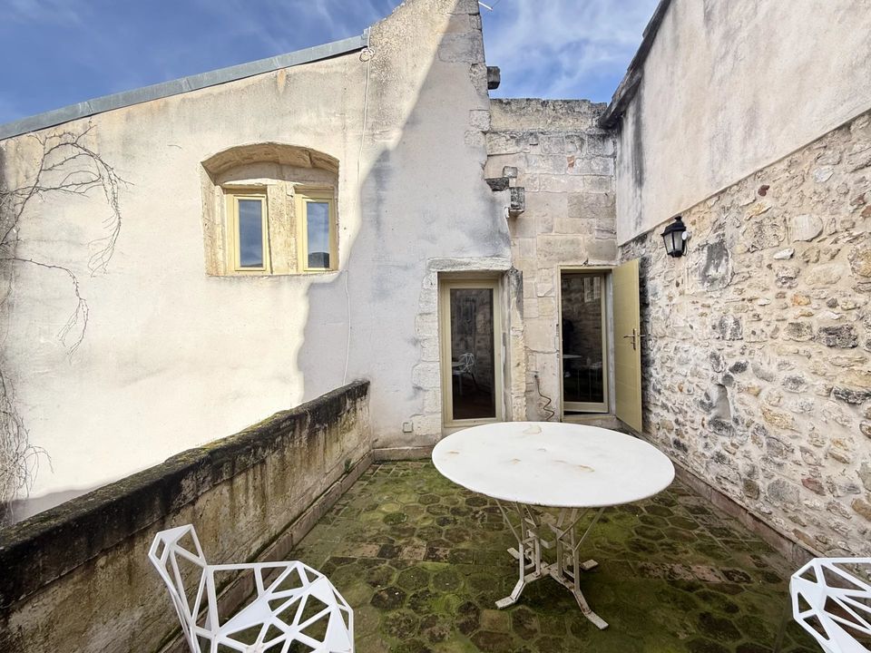 Villa en Arles, Bouches-du-Rhone - foto 1