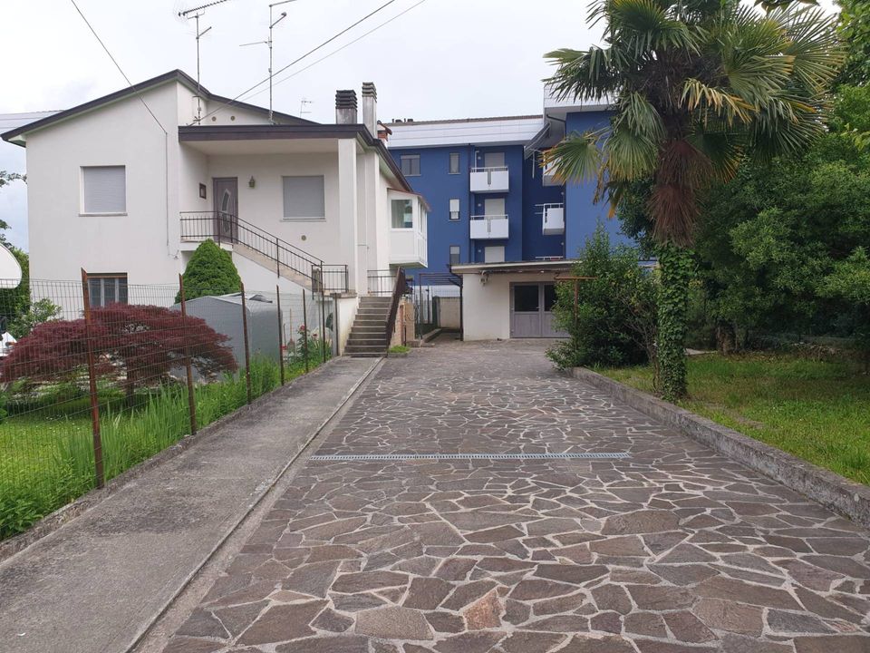 Villa a Ronchi dei Legionari, Gorizia - foto 1