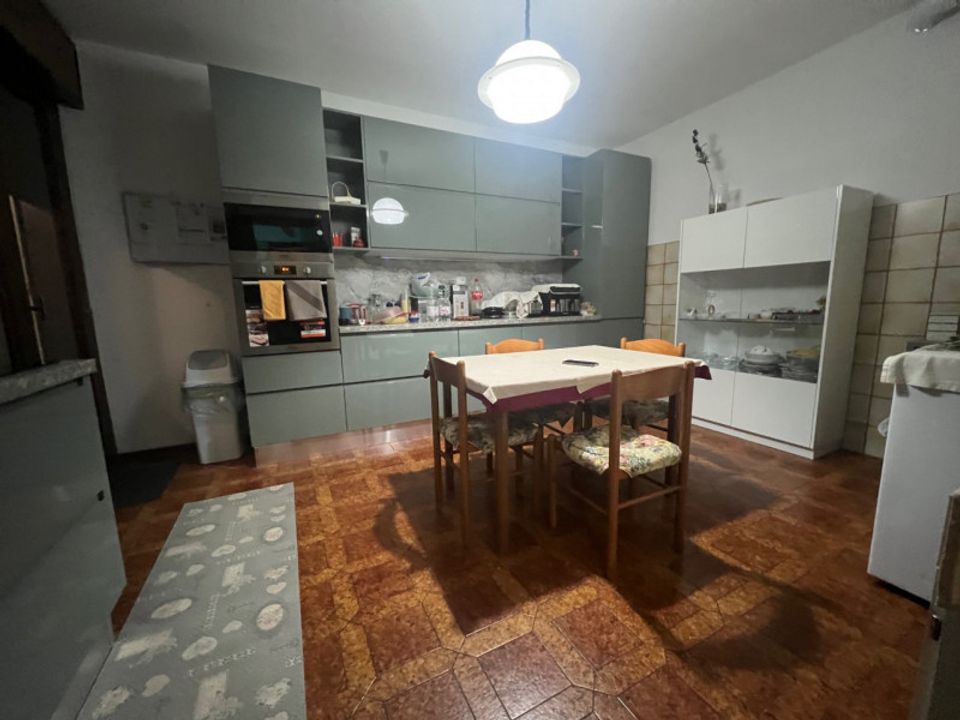 Lejlighed i Lonigo, Vicenza - foto 1