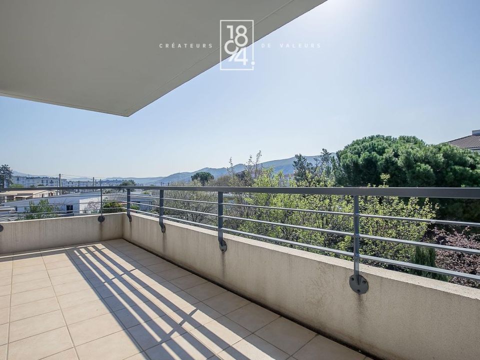 Lejlighed i Marseille, Bouches-du-Rhone - foto 1