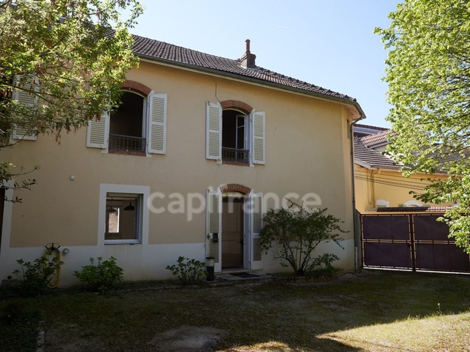 Byhus i Chalon-sur-Saône, Saone-et-Loire - foto 3