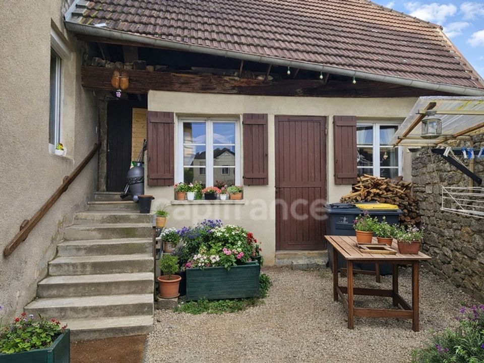 Lejlighed i Mouchard, Jura - foto 1