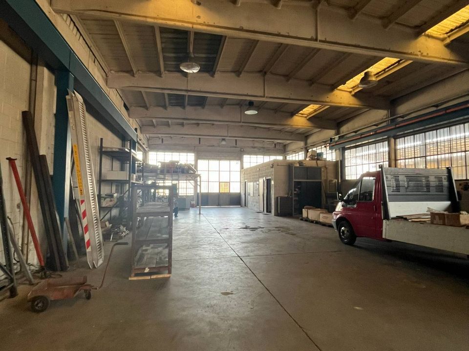 L'establiment comercial a Rosate, Milan - foto 2