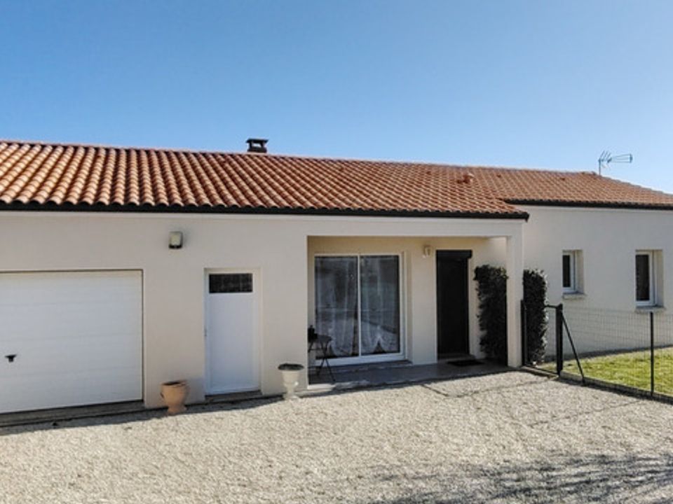 Villa i Brion-pres-Thouet, Deux-Sevres - foto 1
