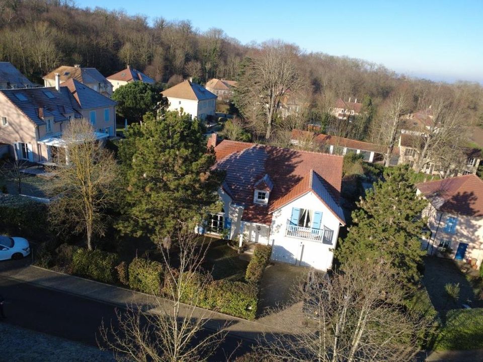 Villa en Vernouillet, Yvelines - foto 1